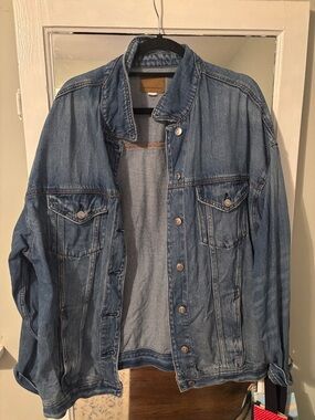 American Eagle Outfitters Light Blue Denim Jean Jacket